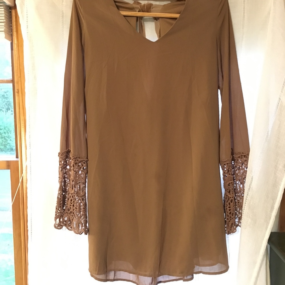 Backless Lace Dress